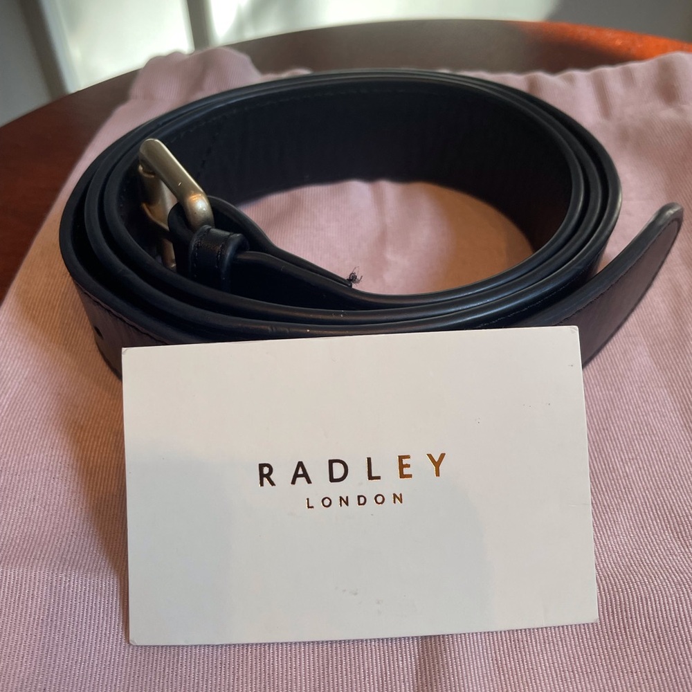 Radley London Hazel Grove Zip Around black leather belt bag - Picture 8 of 9